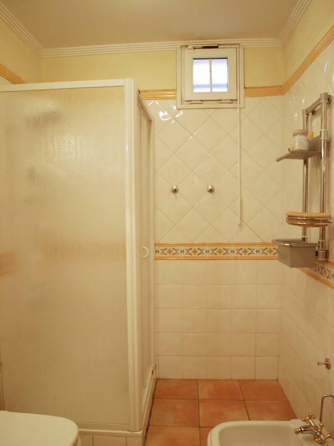Flatguest - Spacious Home La Garita Extérieur photo